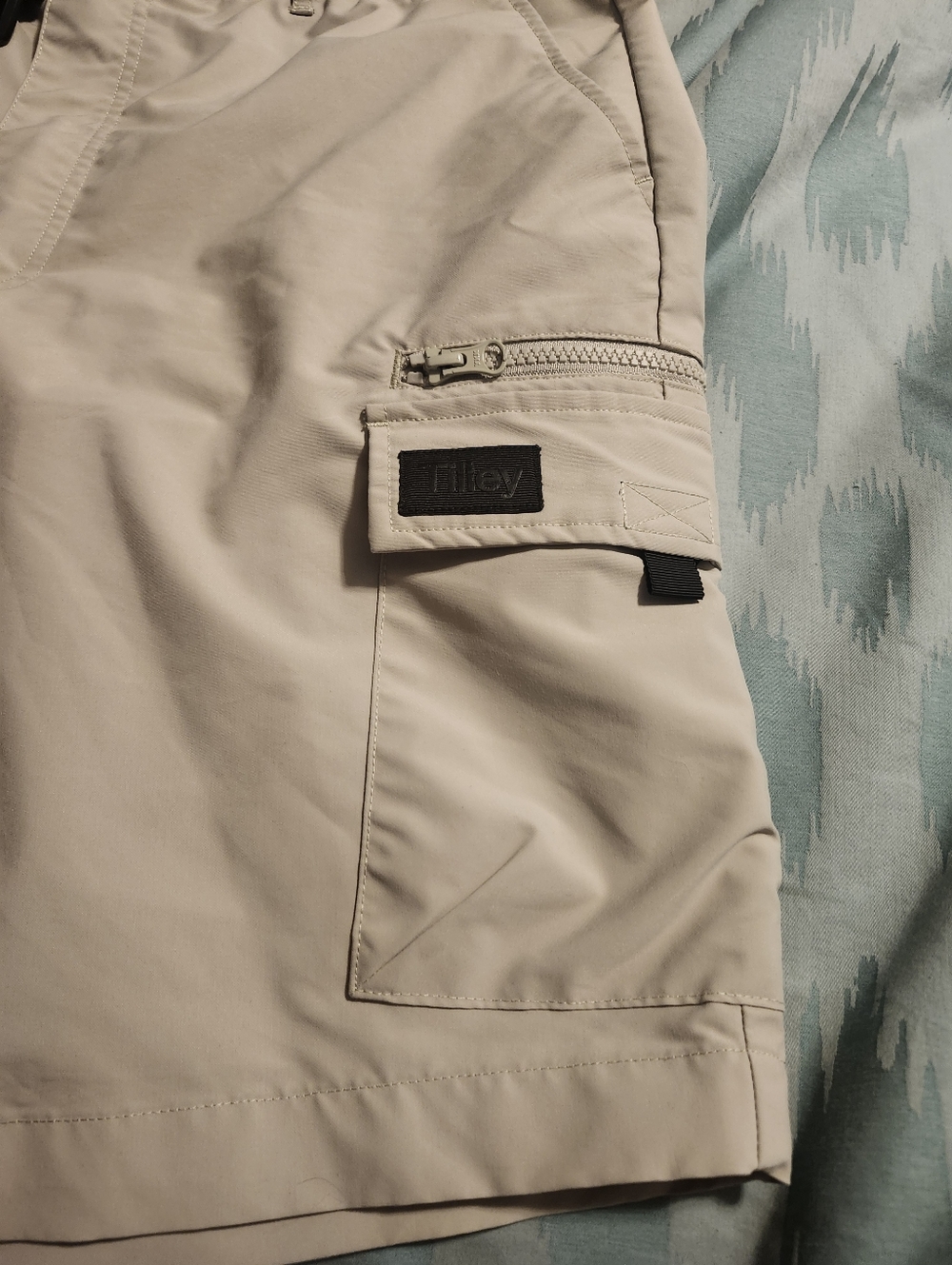 Tilley Shorts Beige Cargo Hiking Outdoor Travel Safari Utility Pockets Men's Siz - Picture 2 of 7